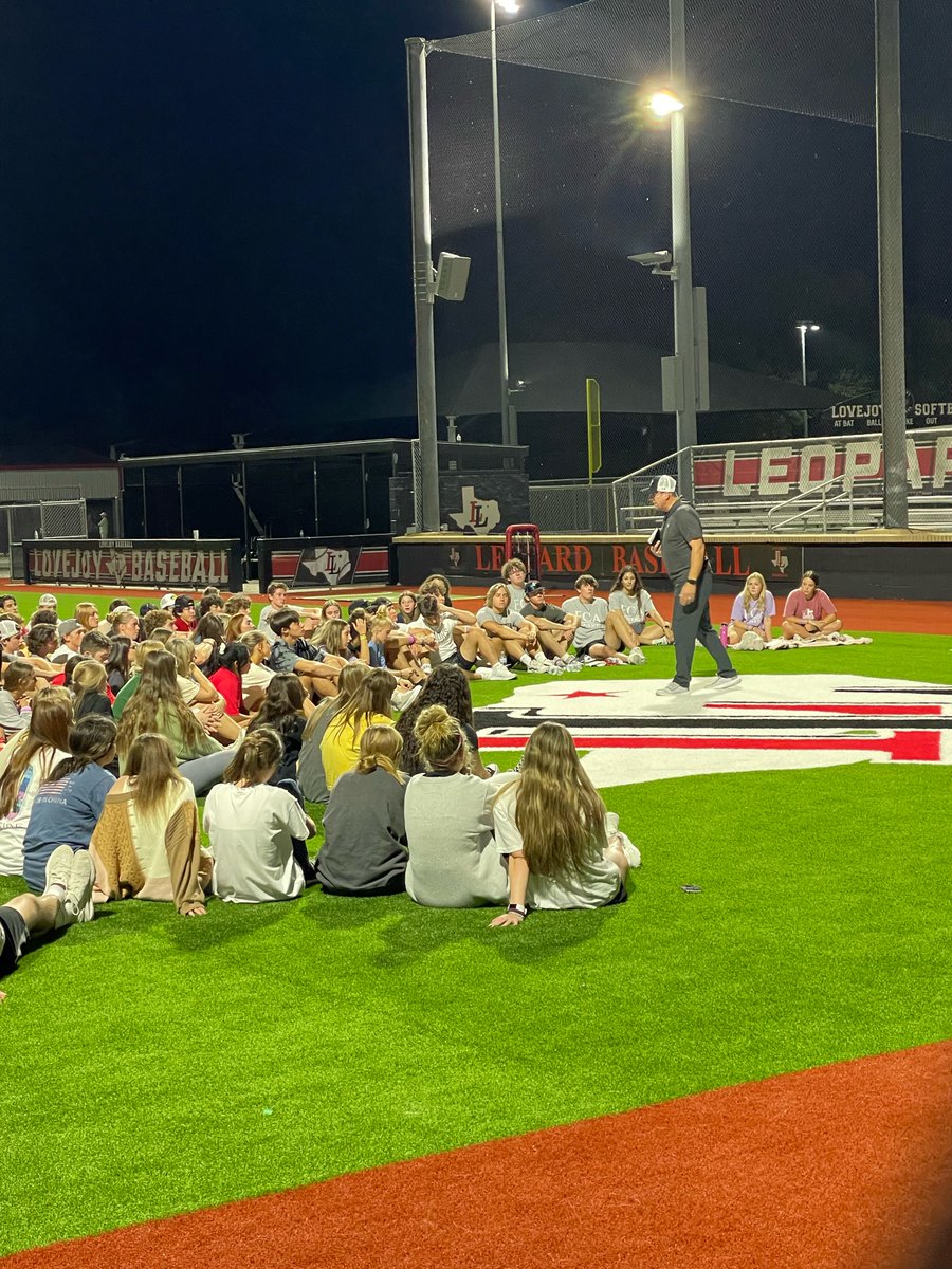 LovejoyBaseball's tweet photo. We had the pleasure of hosting FCA Fields of Faith on the Baseball Field tonight. What a GREAT event. Thank you to all involved! https://t.co/5mdwVJRYJ2