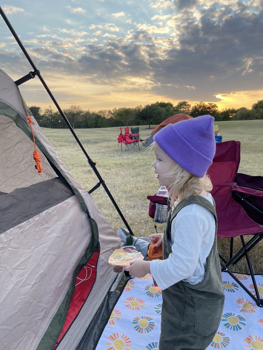 Josh Ellis tweet media