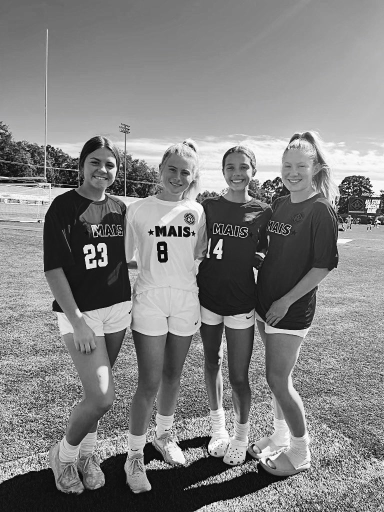 TaylorGriff182's tweet photo. Such a fun day playing in the MAIS Futures game on Tuesday! #redteam #redteamontop ❤️❤️❤️ https://t.co/NoKHeexAg5