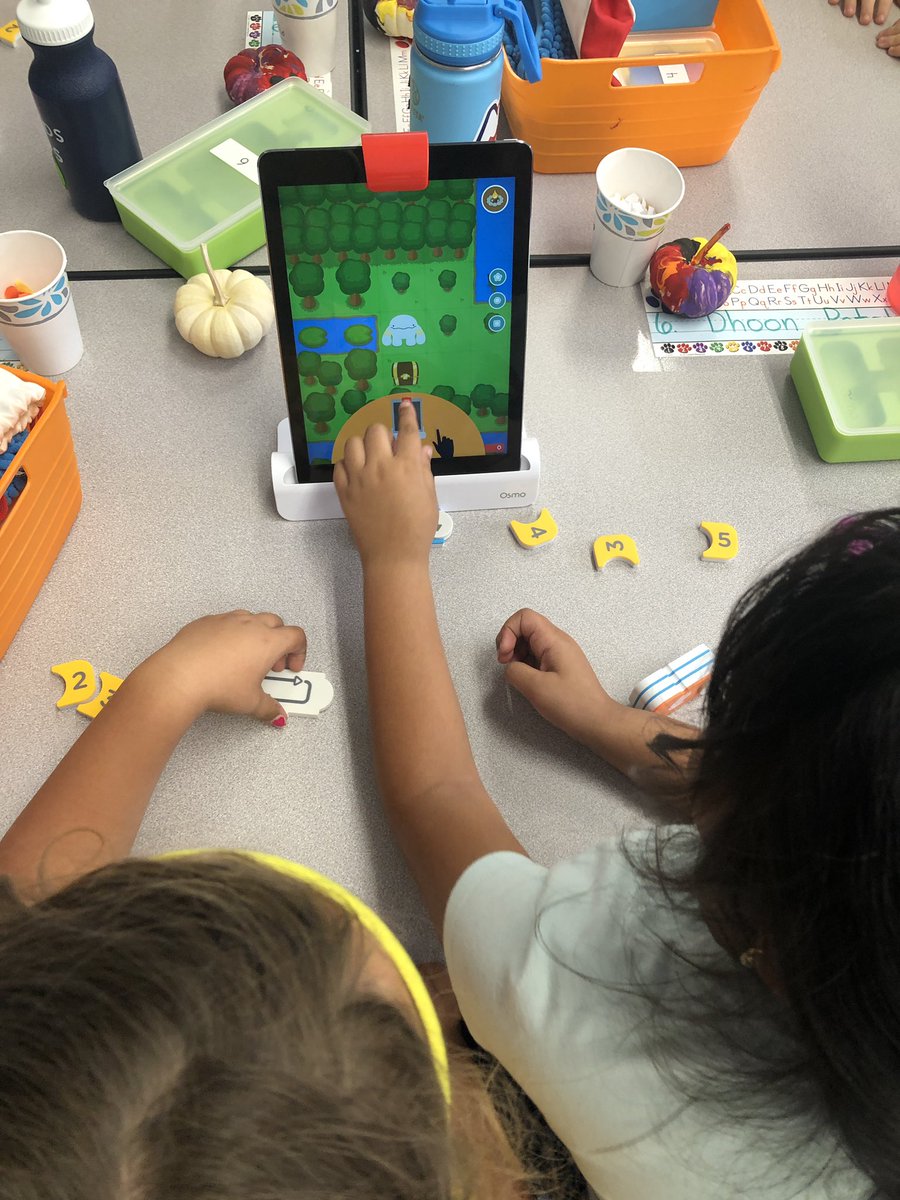 Such a great day with @PlayOsmo and all of the amazing 1st grade classes @MariposaRUSD today! Started with #words, then #tangrams, and ended with #codingAwbie. They LOVED it! @MrsDavisonTeach @RUSD_Instr_Tech @RedlandsUSD #thisisRUSD #RedlandsINTech