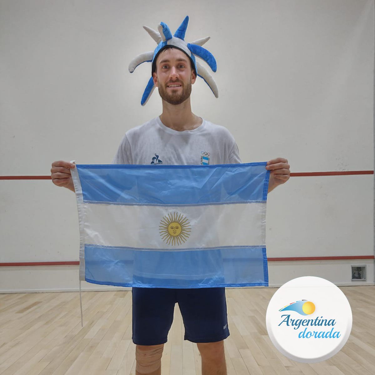 #Asunción2022 

En #Squash, <a href="/LRomiglio/">Leandro Romiglio</a> venció por 3-0 (11-1, 11-6 y 11-2) a Ronald Palomino 🇨🇴 en la gran final del E15 y se adueñó de la medalla dorada