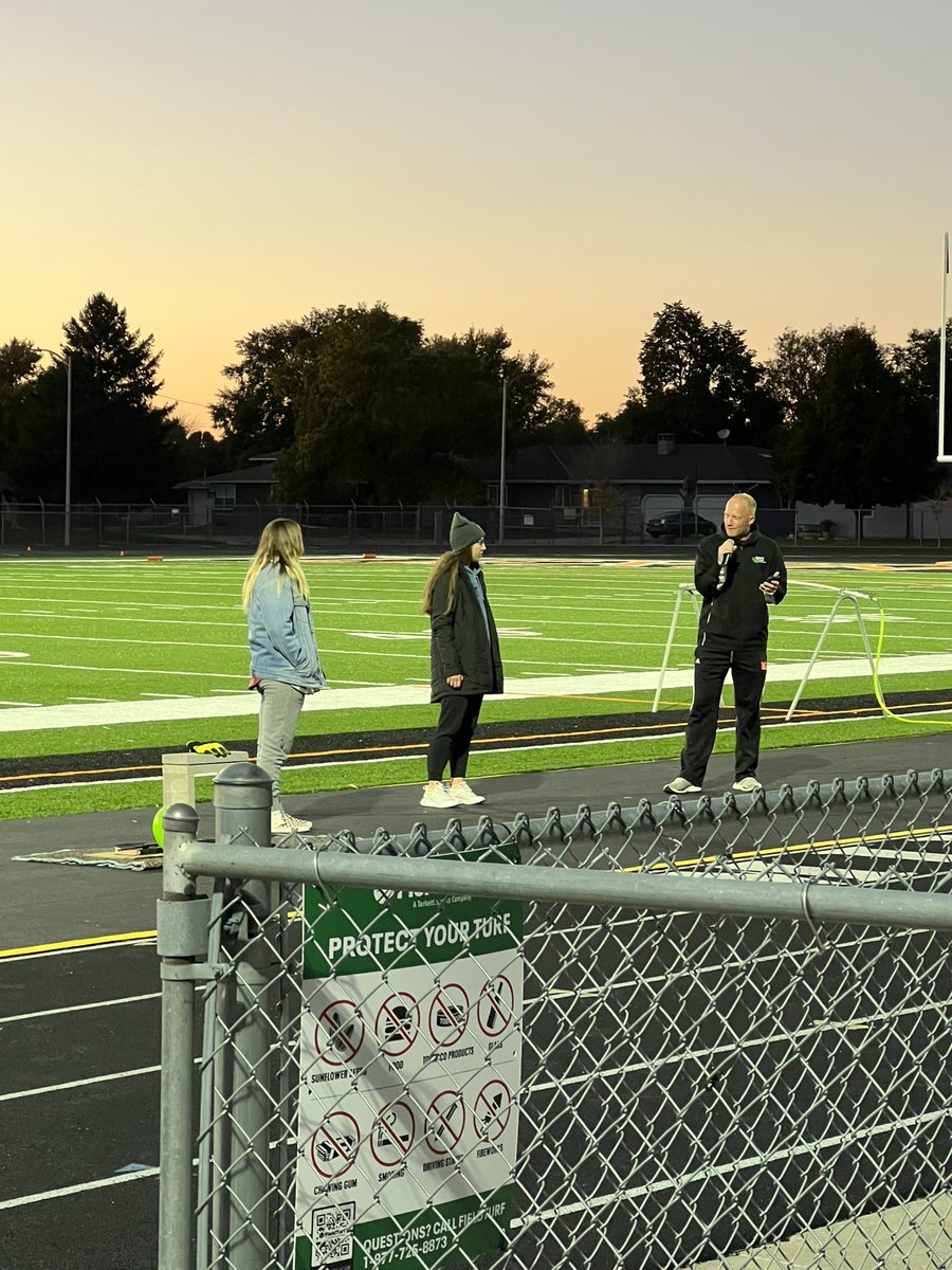 OvertonFCA's tweet photo. Awesome night at Fields of Faith at Lexington High School!!!!    So grateful for this event and all who attended.  God continues to love us all unconditionally❤️🙌✝️. #FoF22 https://t.co/aGrDAYQbti