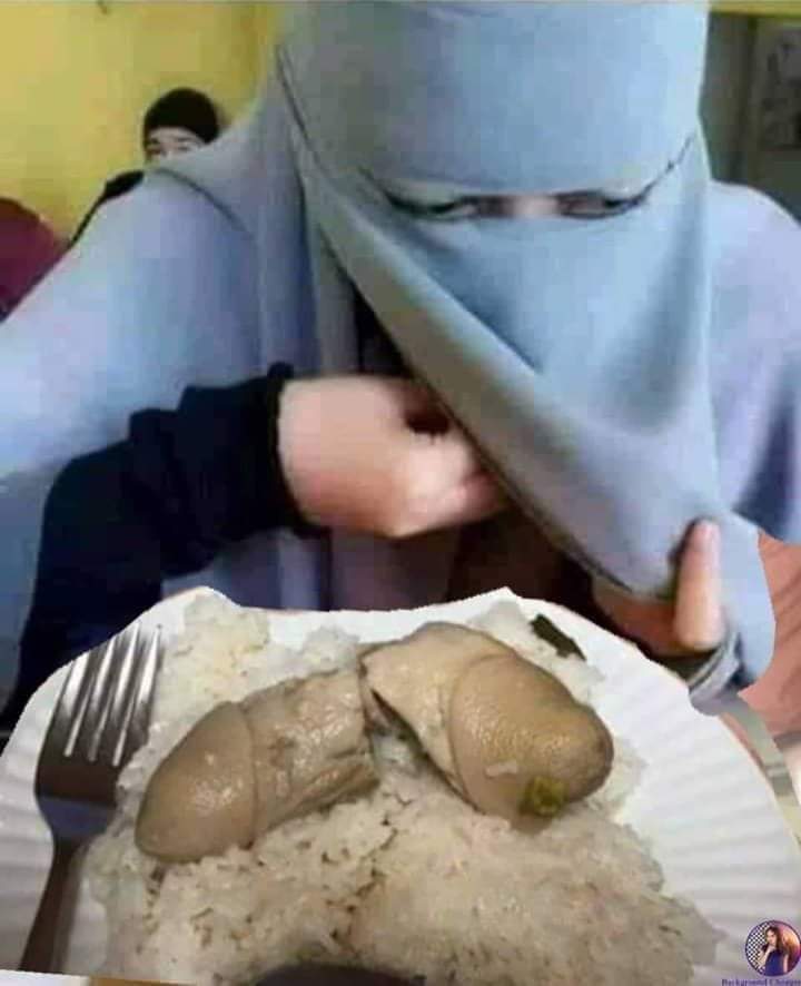 danydany369's tweet photo. ايه الاكله الي امي بتكلها دي https://t.co/qnw0XOPHag