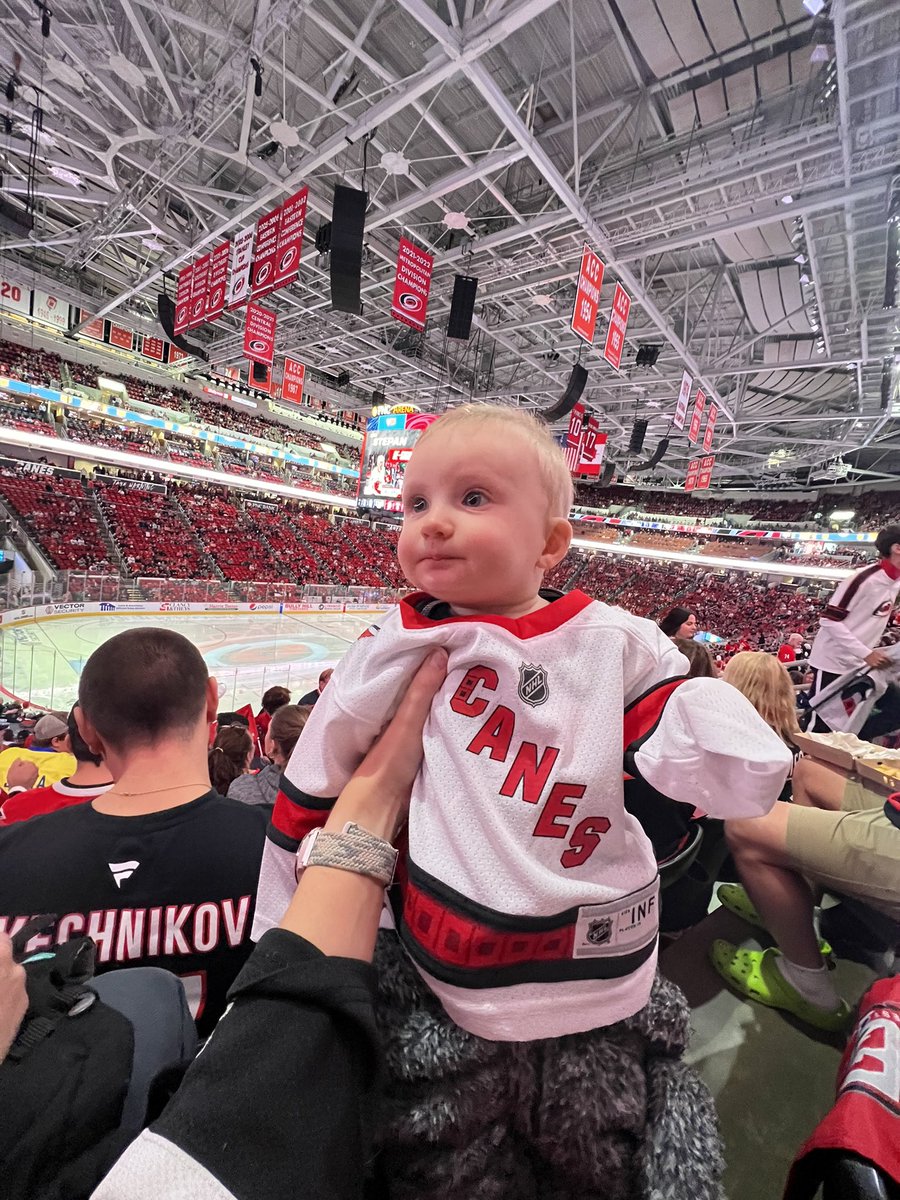 Mary on Twitter "Earlier tonight we were interacting with a couple guys in our section and a