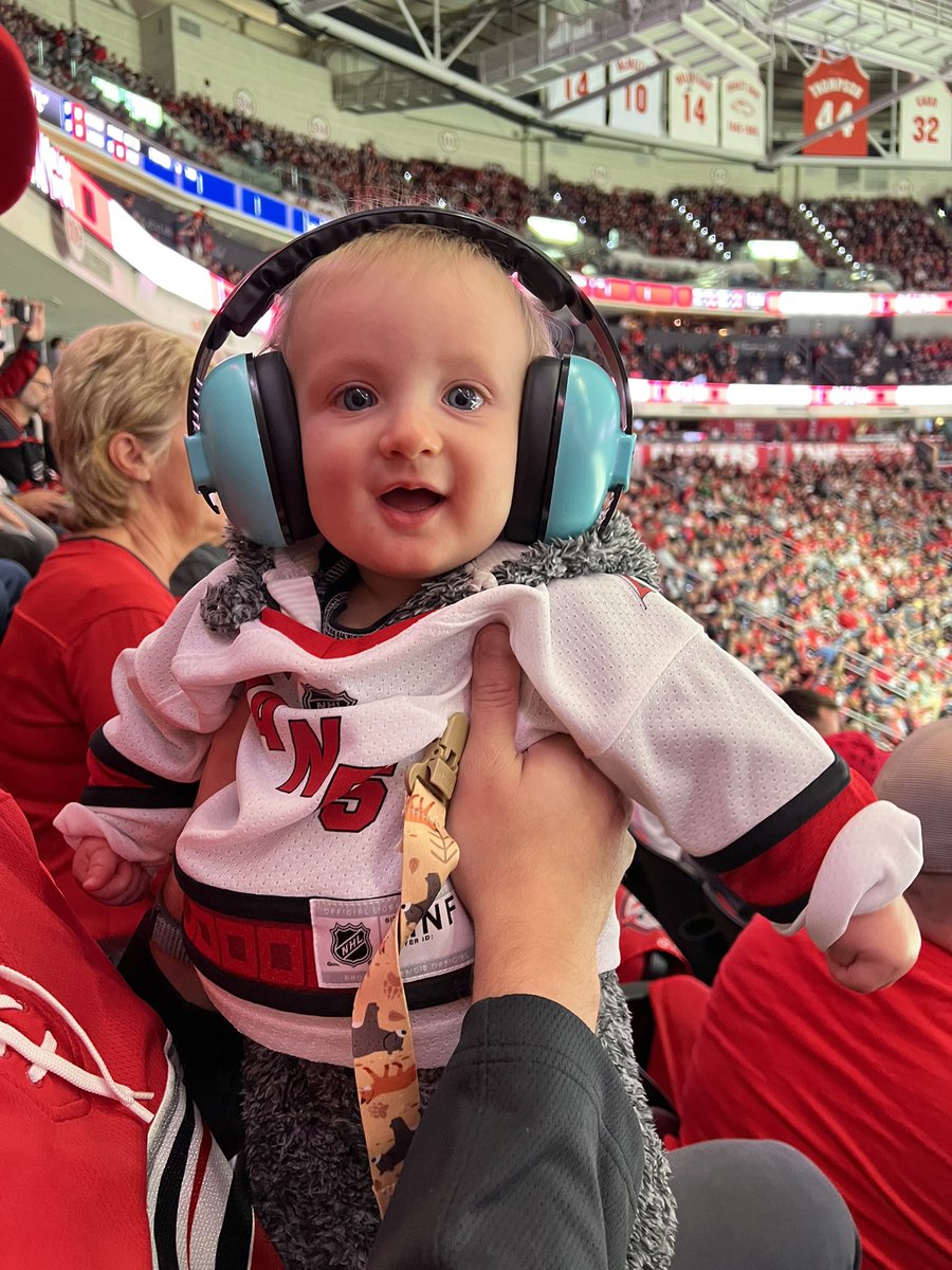 Mary on Twitter "Earlier tonight we were interacting with a couple guys in our section and a