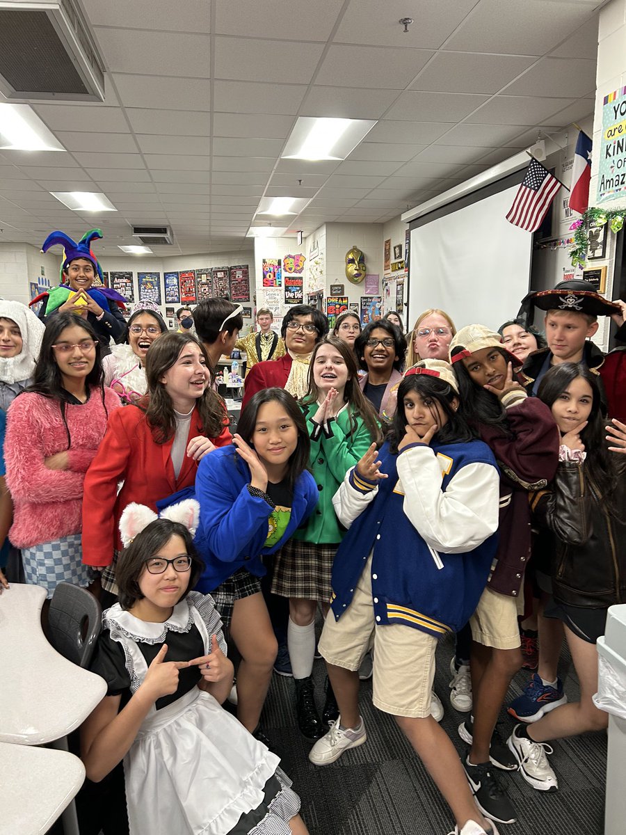 Amy Yakubovsky tweet media