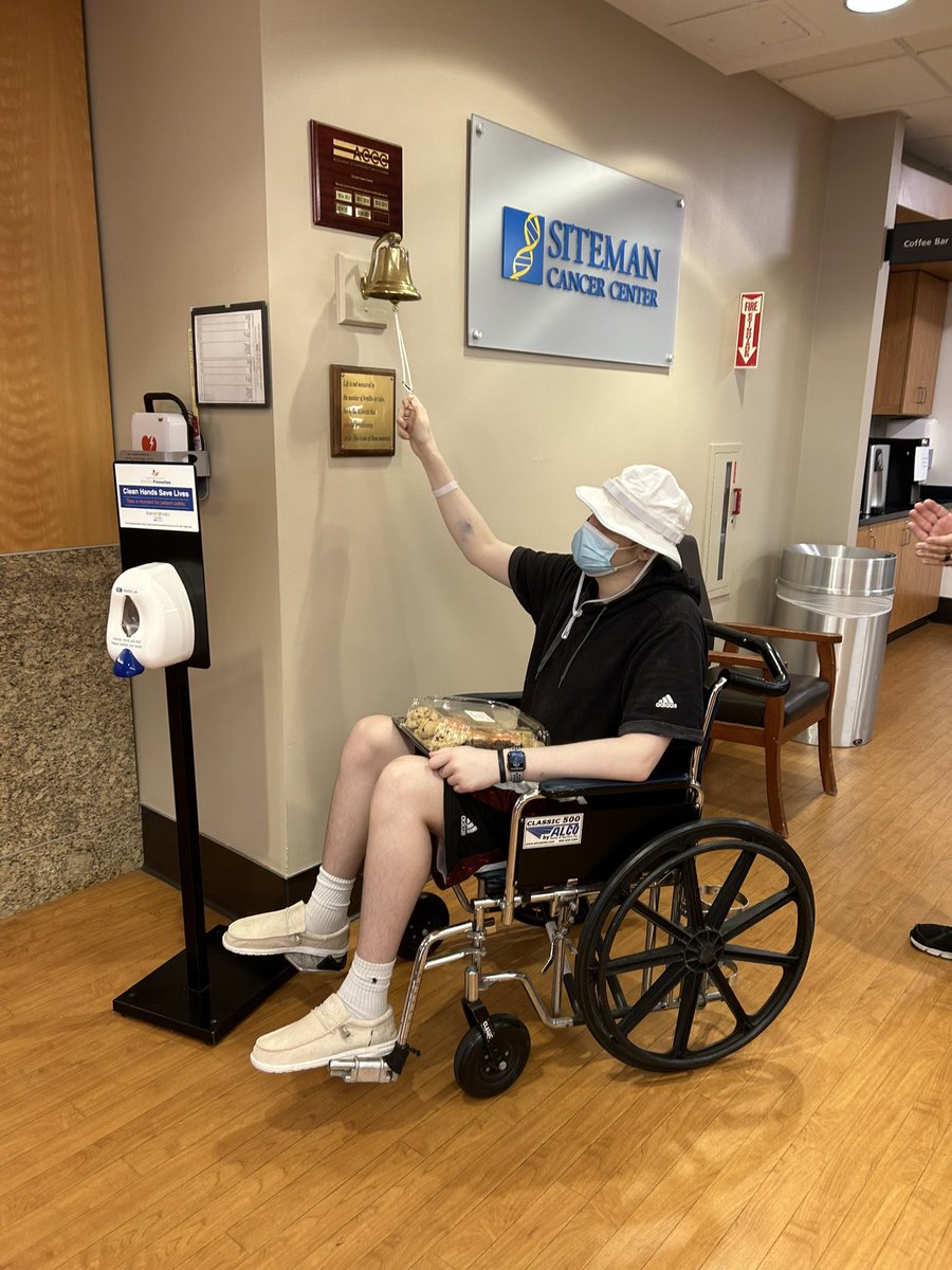 JadanManion's tweet photo. After a year and 4 months which included:

13 months of chemotherapy, a 10 hour surgery, and 4 weeks of radiation. I can finally say I am officially CANCER FREE!!!

Thanks to everyone for their love and support. It meant more to me than you could ever know https://t.co/vhOEDIyiAw