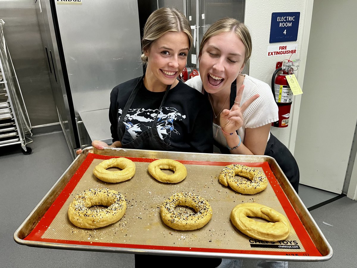 CulinaryFUHS's tweet photo. What’s cooking at CHA ? Bagels, House Brioche French Toast &amp; Detroit Style Pizza ⁦@Principal_Rubio⁩ ⁦@fjuhsd⁩ ⁦@TribeTribune⁩ ⁦@FUHSPTSA⁩ https://t.co/LAv7VPHftZ
