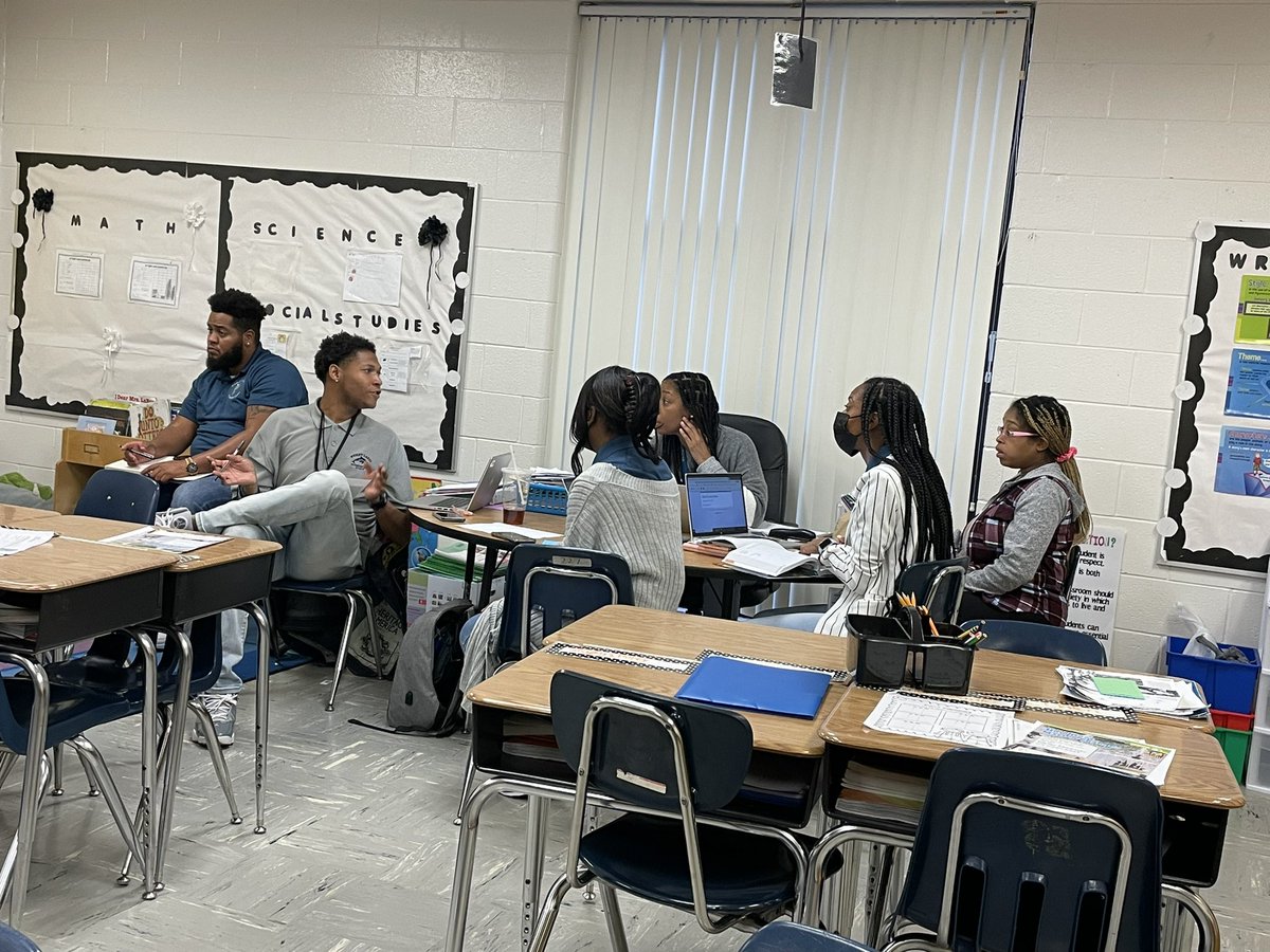 SJacksonEDU2's tweet photo. Thanks Josh Nelson for always challenging our teachers so that they can challenge our students. #numbertalks #TuesdayMath @WLE_HCS @jodyercallaway https://t.co/zebIDxqA1P