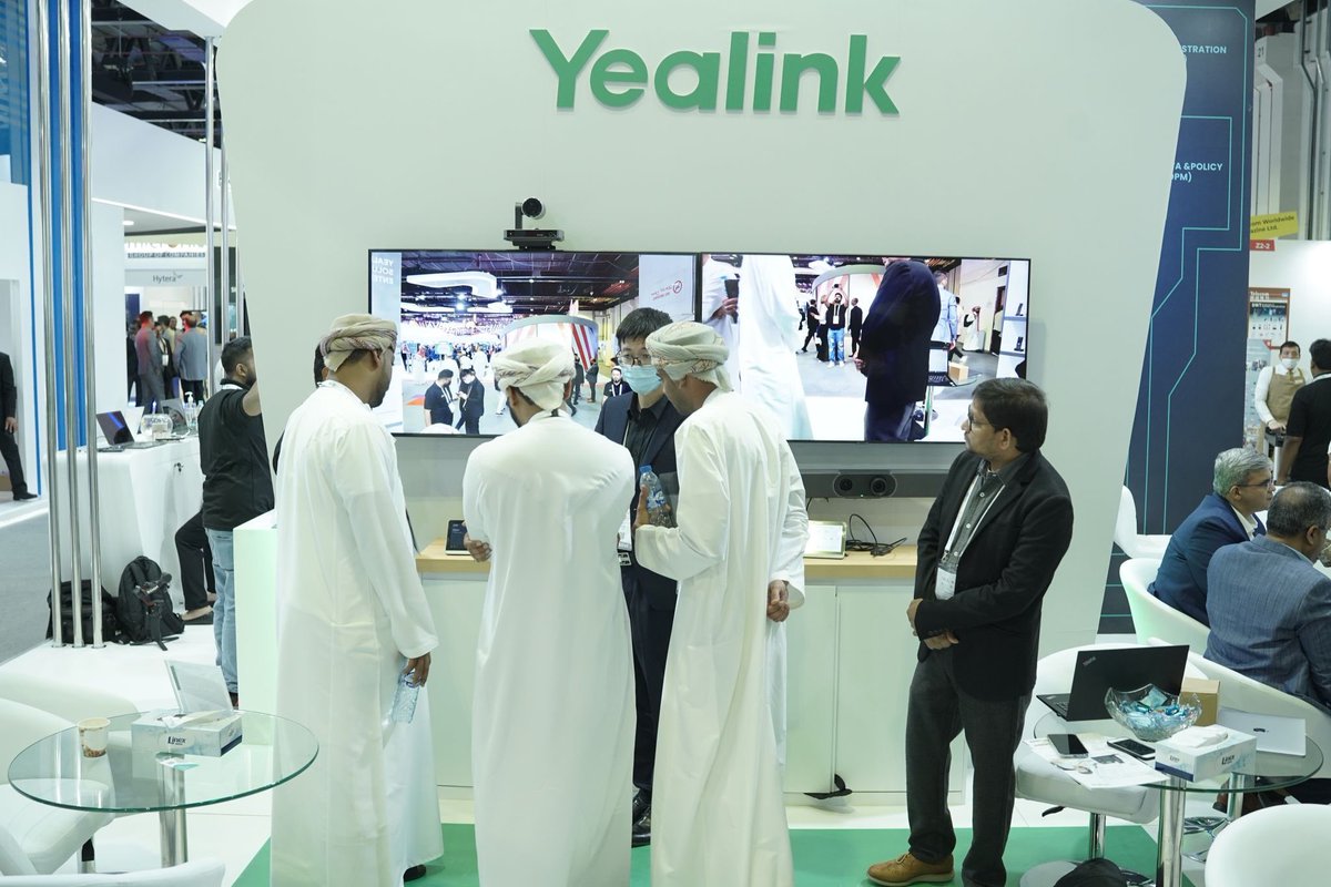 tamkeeninvest's tweet photo. @DvcomTechnology هي أحدي الشركات التابعة لـ @tamkeeninvest ، ومتخصصة في الحلول التقنية المتكاملة، سعداء بمشاركتنا هذا العام في @GITEX_GLOBAL والذي حققنا من خلاله شراكات استراتيجية وقاعدة عملاء جديدة.

 نتشرف ونرحب بزيارتكم لنا.

 📍Booth Z2-A1، Zabeel Hall 2، DWTC، Dubai https://t.co/UJ2XB7JIZe