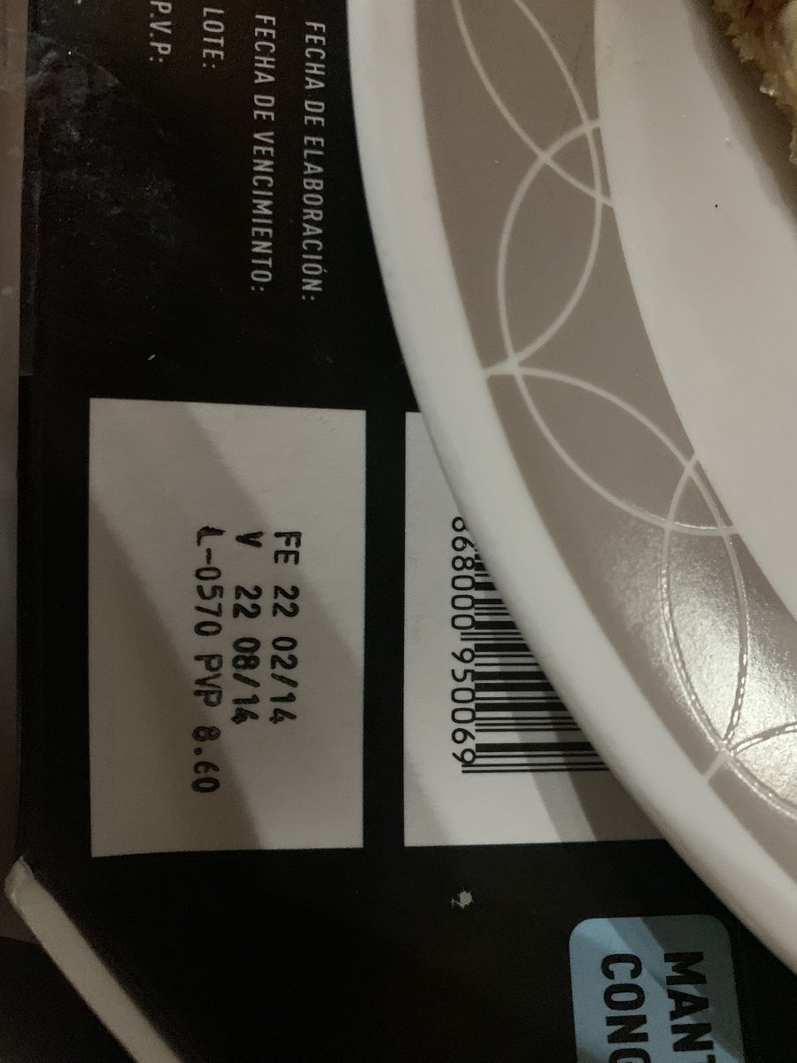 cueva_pablo's tweet photo. @TIAEC desagradable venden productos caducados! Una pizza 2 meses caducada totalmente rancia. https://t.co/Hky8PFdK78