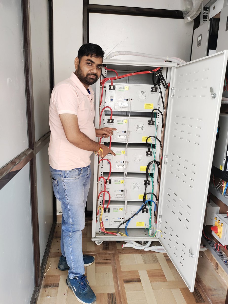 Upendra35445720's tweet image. Do you know about Lithium Battery The battery used in your phone, laptop, drone etc. is only Lithium battery. In the same way, the battery used in solar inverter has also been developed by us.  you can charge and discharge it in 2 hours.
#solarenergy #installsolar
  #loomsolar
