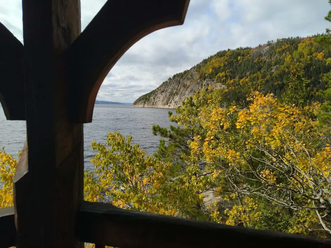 St-Rose-du-Nord, le village de mes rêves 🥰
#strosedunord #quebec #fjord #fjordsaguenay #unreve #mavieauquebec #nature #magique