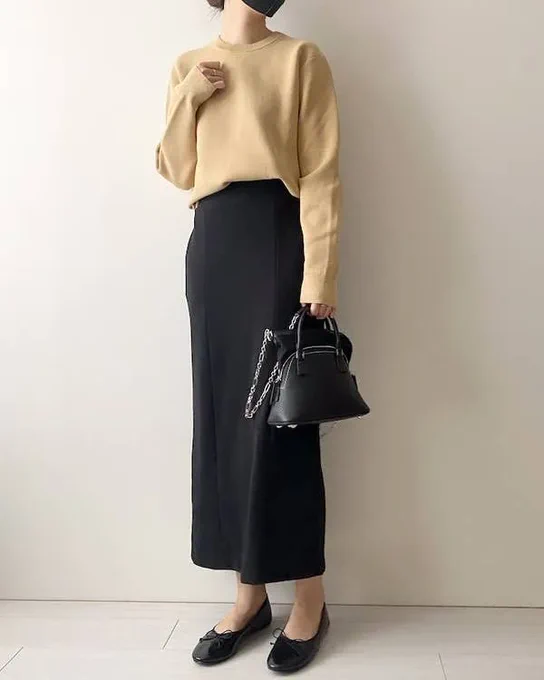 【名品】毎年買うって決めた。ユニクロの「高見えトップス」スウェットみたいで楽ちんすぎる!ユニクロの「洗えるニット」が名品でした!スウェットみたいに楽に着られるのに、めっちゃ上品なんですこれが2990円は迷わず買っちゃうよ〜! 