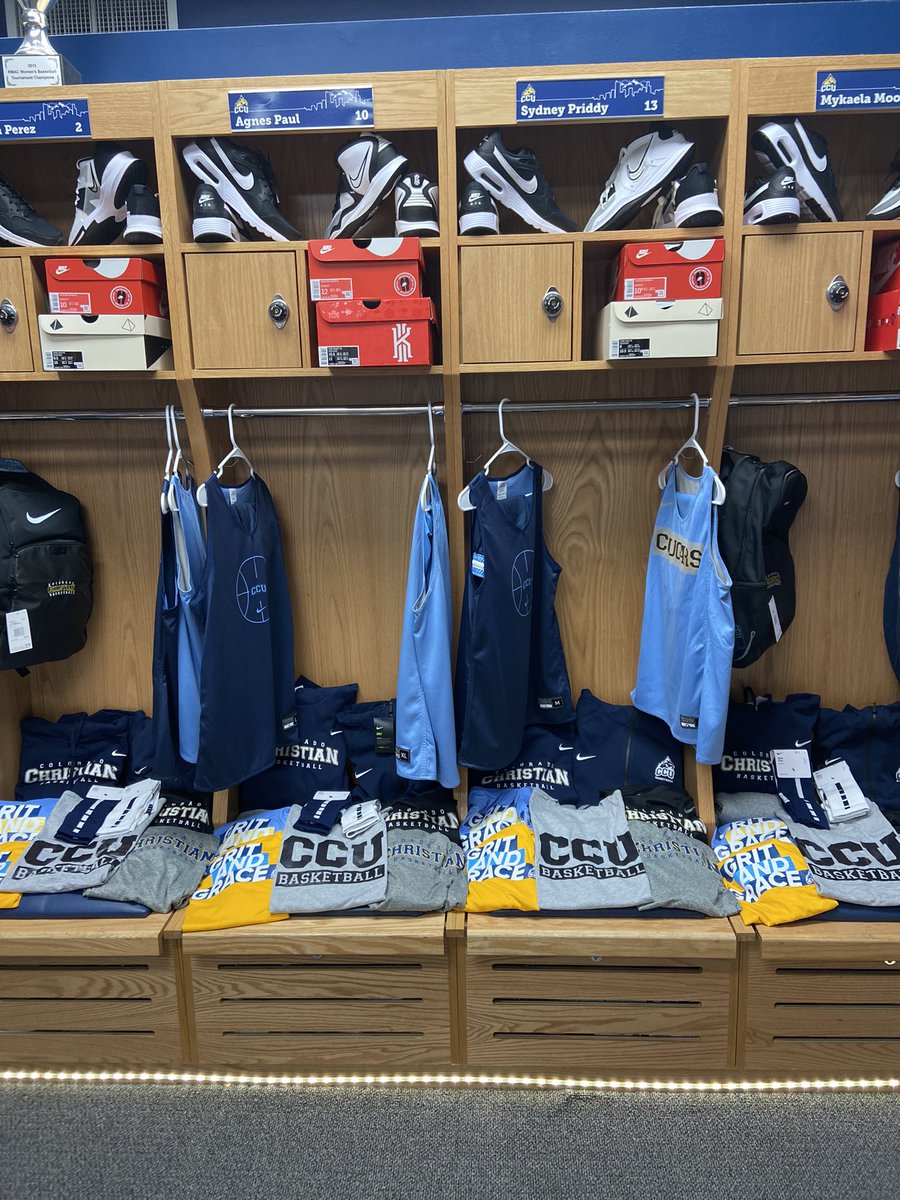 Diane Thompson (@thecoachditt) on Twitter photo Great Day to be a #Coug‼️ 💛💙🏀 <a href="/ccu_wbb/">CCU Womens Basketball</a> #swag #gritngrace #faithfamilybasketball 🤩 Great Day to be a #Coug‼️ 💛💙🏀 <a href="/ccu_wbb/">CCU Womens Basketball</a> #swag #gritngrace #faithfamilybasketball 🤩