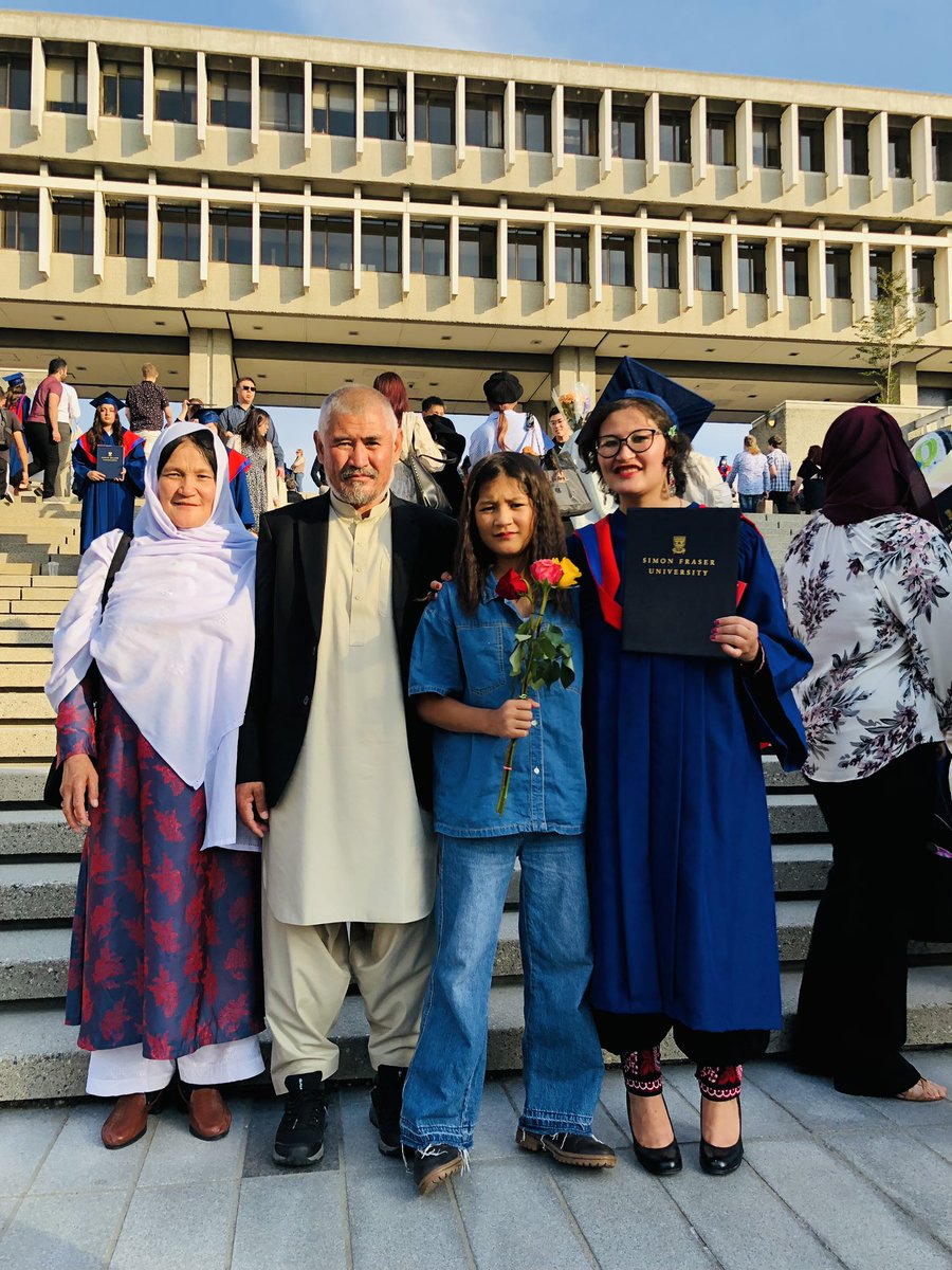 Noorband21's tweet photo. برای پدرم که ۲۱ سال پیش بخاطر هزاره بودنش توسط طالبا دستگیر و تا حد مرگ شکنجه شد که تا چند روزی توان ایستادن نداشت.
#StopHazaraGenocide https://t.co/I7bIM9vKdJ
