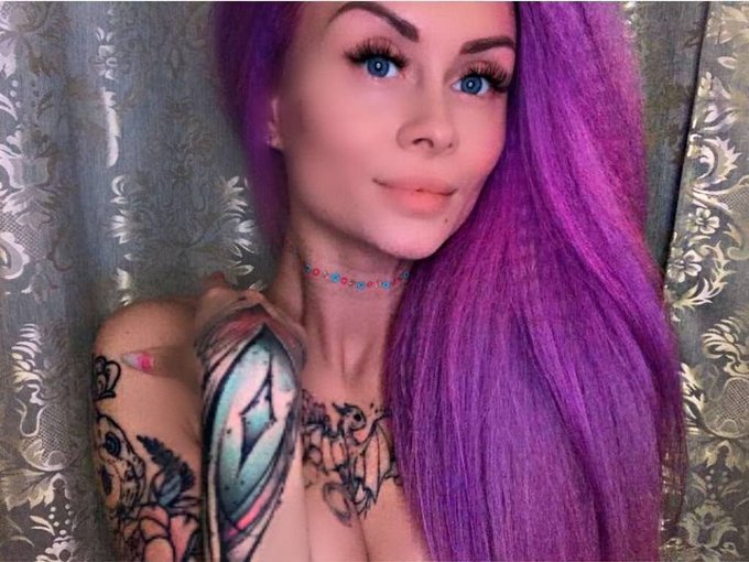 I&#039;m online right now on SkyPrivate - pay-per-minute system for Skype live shows. Call me right now in<a href="/tag/skype"class="tags"><span>&#35;skype</span></a>