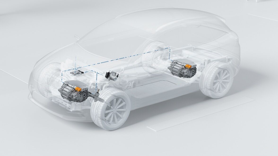 JGrahamTech's tweet photo. The Bosch Advanced driving module reduces complexity & minimizes efforts & risks for carmakers. The simplified access to component group reduces the amount of integration work for automobile manufacturers by up to 80% https://t.co/BoE71zmzCx @BoschGlobal #Functionalintegration https://t.co/D2SgkfQAzV