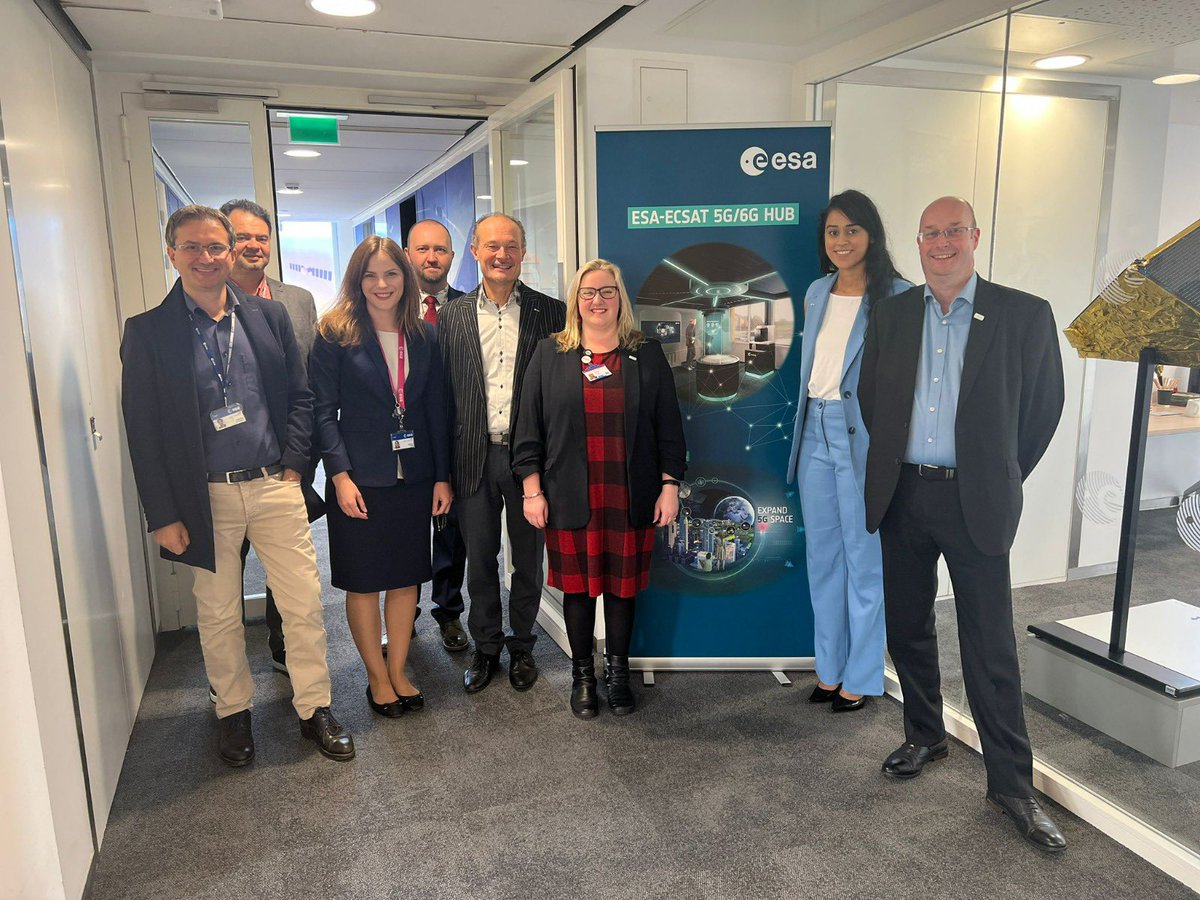 Antonio Franchi (@_antoniofranchi) on Twitter photo 🛰 Yesterday at our #OpenDay, along with <a href="/spacegovuk/">UK Space Agency</a> and <a href="/CGI_UKNEWS/">CGI UK</a>, we welcomed industries across various domains to <a href="/esa/">European Space Agency</a>-ECSAT
🙋🏾♂️ Interesting discussions and questions on our new £9m 5G funding calls.
💻 For more information on these calls please visit: artes.esa.int/joint-esa-and-… 🛰 Yesterday at our #OpenDay, along with <a href="/spacegovuk/">UK Space Agency</a> and <a href="/CGI_UKNEWS/">CGI UK</a>, we welcomed industries across various domains to <a href="/esa/">European Space Agency</a>-ECSAT
🙋🏾♂️ Interesting discussions and questions on our new £9m 5G funding calls.
💻 For more information on these calls please visit: artes.esa.int/joint-esa-and-…