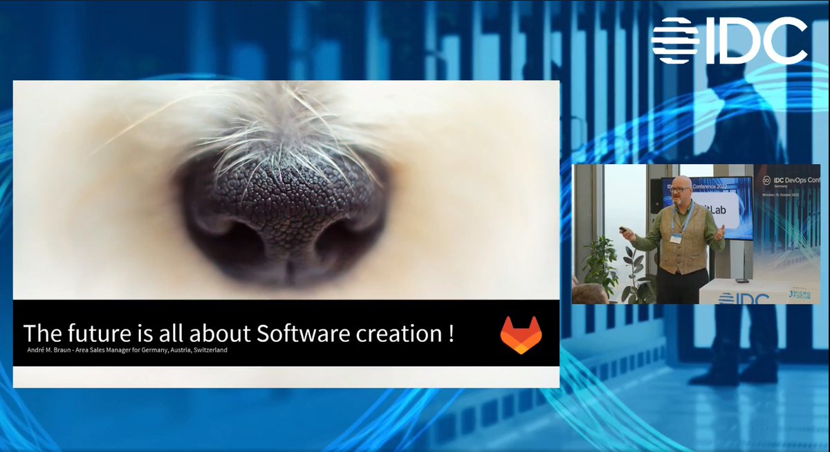 IDC_Deutschland's tweet photo. Warum es jetzt an der Zeit für die industrielle Erstellung von #Software ist, hören wir in der nächsten Session von André M. Braun @gitlab. Wir sind gespannt! #idcdevopsd22 https://t.co/UQeMGWzZS4