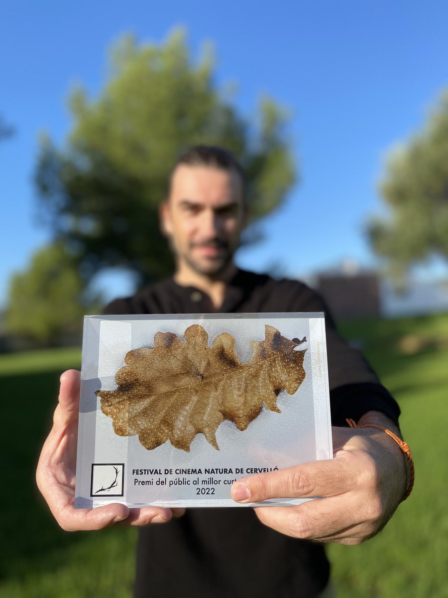 🏆 Avui ens ha arribat el guardó del Premi del Públic a Millor Curtmetratge Documental per ULISSES del Festival de Cinema de Cervelló 🎉 

💙 Moltes gràcies als espectadors que ens van votar i a l,organització del festival 🙌🏻

#emptythetanks