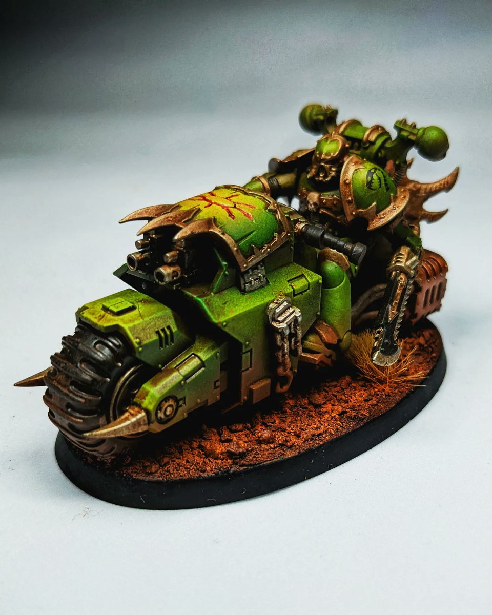 RobbaFett's tweet photo. Kitbashed/converted Chaos Bikers
#chaos #chaosspacemarine #chaosspacemarines #chaosbikers #chaosbiker #chaosbikers40k #spacemarineoutriders #hereticastartes #traitorisastartes #warhammer40k #warhammercommunity #paintingwarhammer #chaoslegion #warpvipers #kitbash #pikpaints https://t.co/rJrUW8ClQv