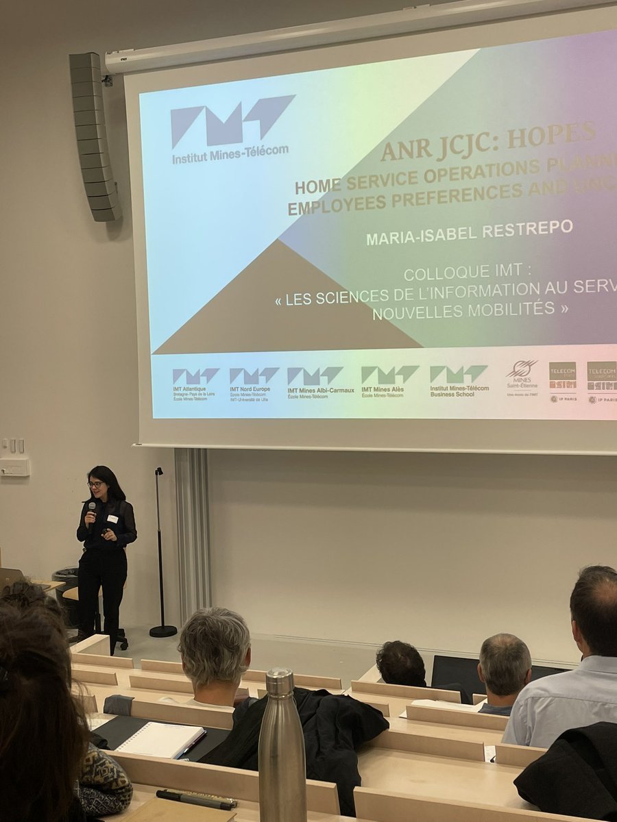 IMTFrance's tweet photo. #colloqueIMT : 🚩 Session 1 - Nouveaux services de #mobilité 

La session démarre avec Maria-Isabel Restrepo-Ruiz, professeure à @IMTAtlantique sur la thématique de "Employee scheduling and routing with preferences and uncertainties" https://t.co/cdIpusvOSW