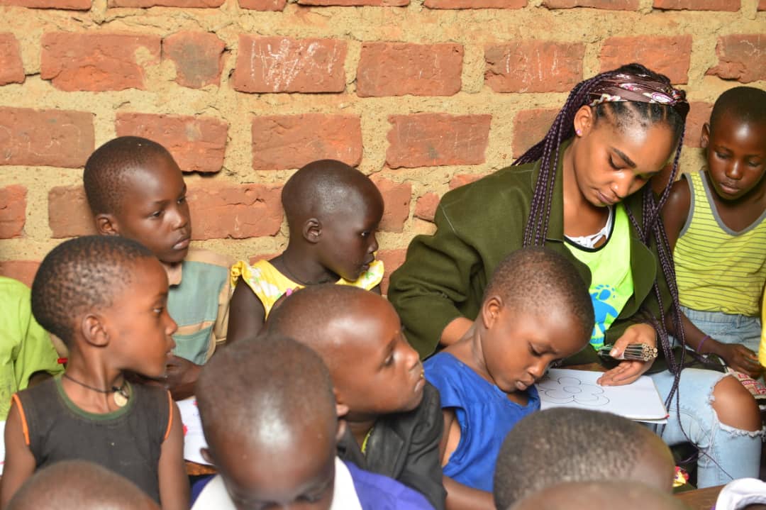 Good morning Uganda, it's not too late to put a smile on a child's face🥰let's be the rainbow in their neverending storm😉one day to the event