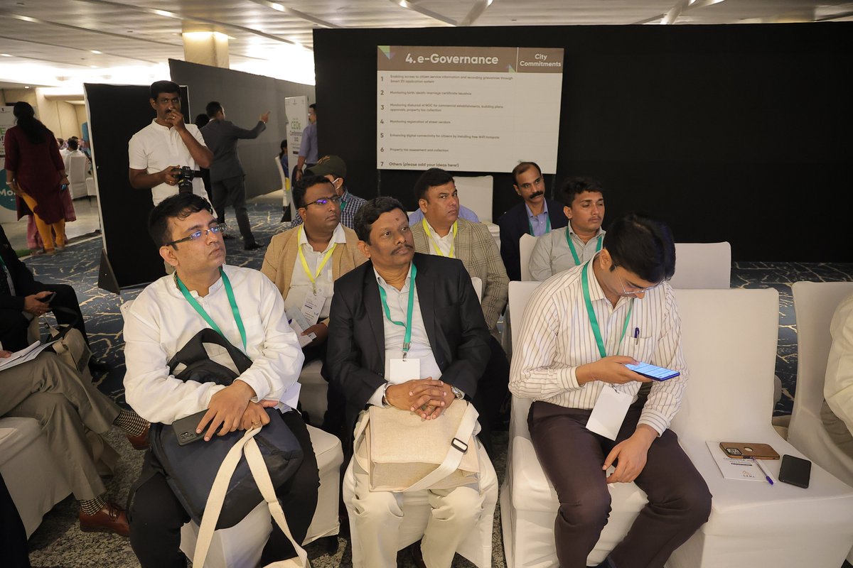 SmartCities_HUA's tweet image. During the Smart City CEOs conference, cities and experts conducted focus group discussions on how to leverage ICCCs across sectors of WASH, Mobility, Environment &amp;amp; Energy, eGov, Safety &amp;amp; Security, and Emergency Response.
#100ICCCs #LeveragingData #Technology #SmartCitiesMission
