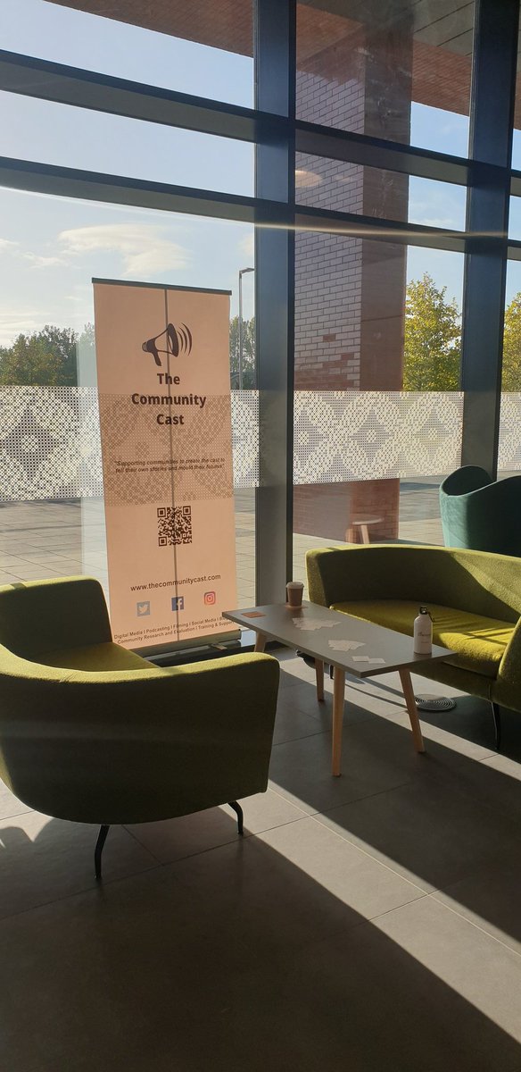 community_cast's tweet photo. All set up for the #DiscoverDigital event in #TheCatalyst @StaffsUni #digitalinclusion #Digitalinnaovation #communityvoices #communitystories https://t.co/zJSxLik8iV https://t.co/kPZMmcNriR