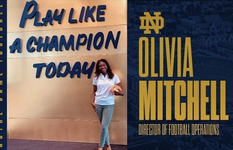 Blackgirlscheer's tweet photo. Black girls are trailblazers
๐๐๐
#BlackGirlsCheer #AndDoSoMuchMore #CollegiateCheer #TBT #Throwback @NotreDame
#Repost https://t.co/GXXadZJzRY