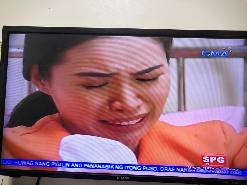 LatorreChanel's tweet photo. Xavier 😭 #NakarehasNaPuso https://t.co/Lys24RhlO1