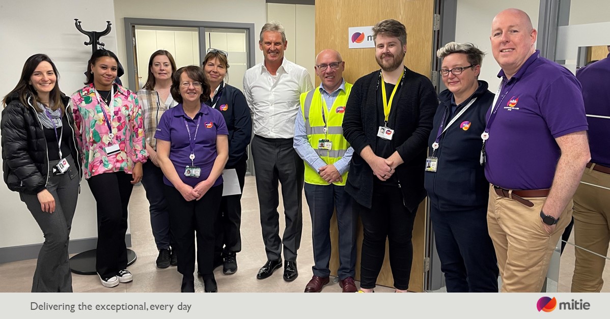 mitie's tweet photo. Mitie's CEO, Phil Bentley, visited our colleagues in Ireland who handle our new Dublin Airport Authority contract.

Thank you to our colleagues for delivering the #ExceptionalEveryDay.

#MitiePeople | #MitieIreland https://t.co/f77X7rQa1H