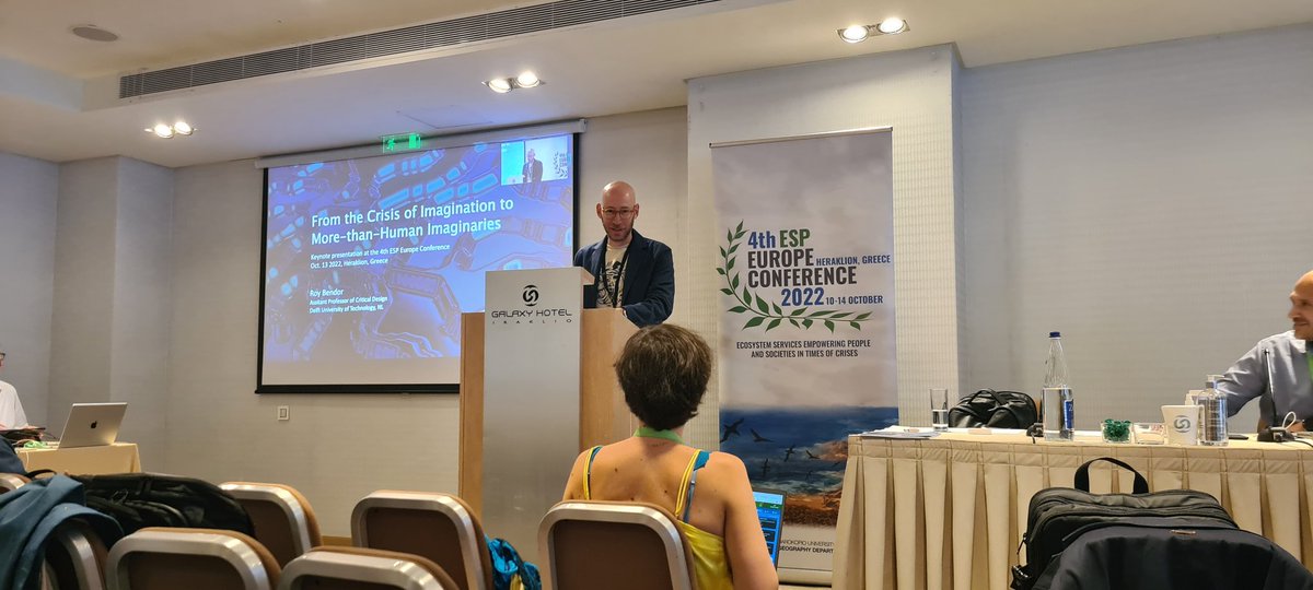 MsRiffat's tweet photo. Day 4 of @ESPartnership europe conference. 
🗣Great talk by key note speaker 
👉 Impactful for sure
 💯Lets you change your perspective of perceiving things differently https://t.co/uTjH4ACNdW