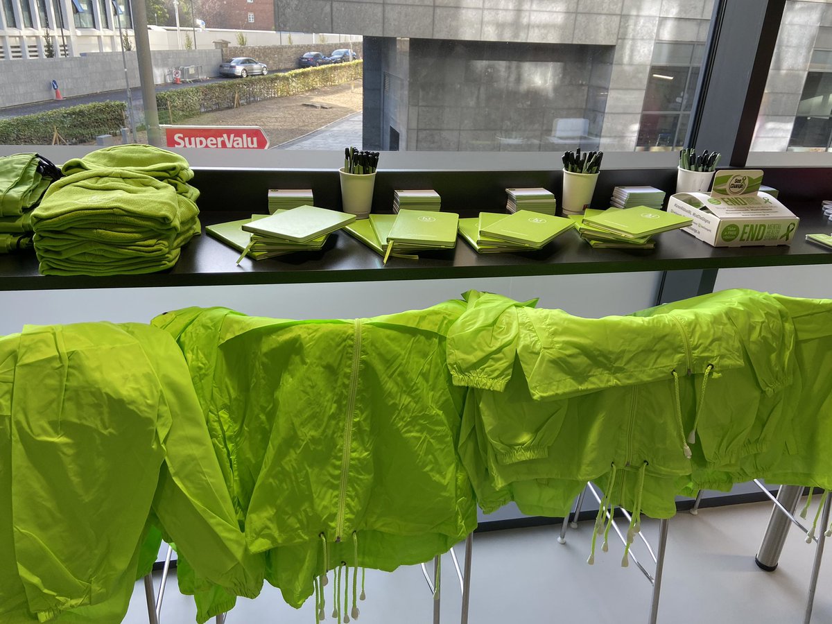 haychw's tweet photo. (1) Fantastic day on Monday celebrating &amp; bringing awareness to World Mental Health day in HSE Acute Operations. Activities included a healthy breakfast bake-off, a lunch &amp; learn session on Burnout presented by Jane Baird, a team building activity in Incognito Escape Rooms &amp; …. https://t.co/POO8vvwypS