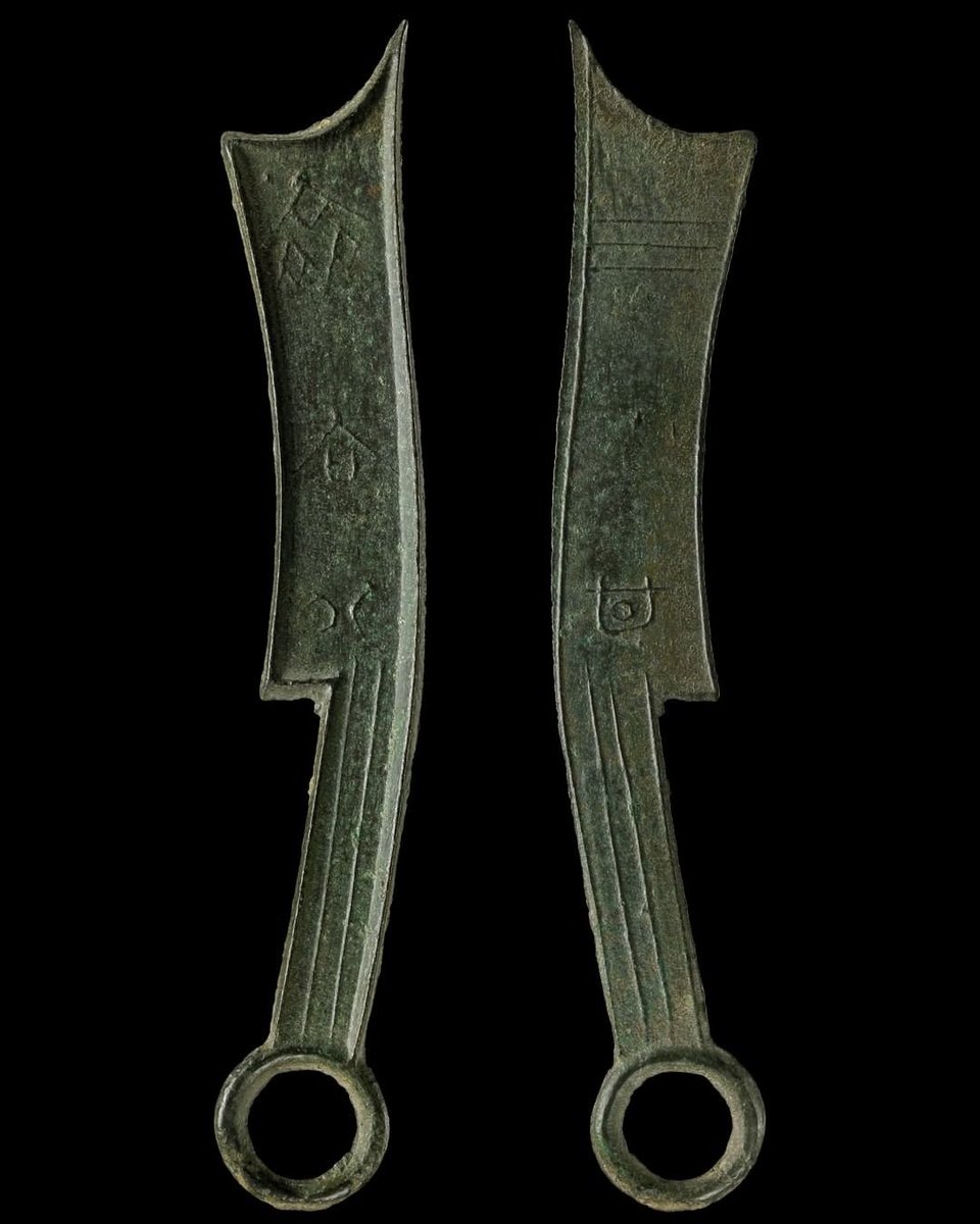 museums_org's tweet photo. These knife coins used in China around 400 BC have helped researchers to identify the ingredients in chemistry formulae from a 2,300-year-old Chinese text, revealing ancient metallurgy was more complex than expected. 
#nft #culture #China #nftcollector 
#BritishMuseum #UK #art https://t.co/VMRBwQ44Yu