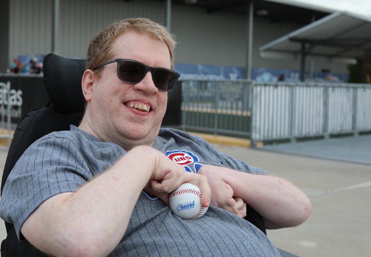 QLIRehab's tweet photo. QLI Resident and Cubs Mega Fan Adam Lind ended the baseball season with a bang by throwing out the first pitch at Werner Park as the Iowa Cubs took on the Omaha Storm Chasers.
@oaxstormchasers @IowaCubs #baseball #qli #firstpitch https://t.co/pw4Tb7zDck