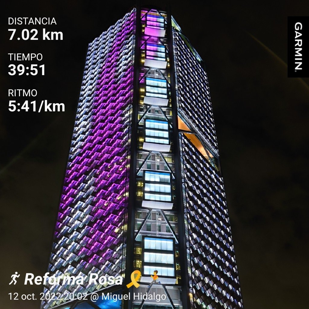 Darth_Homer's tweet photo. Noche de #KmsFelices... aquí ya se entrenó
#octubrerosa🌸 #PonElPecho #CannotStopRunning #12deOctubre #FelizMiercoles #runnerscdmx #YoElegiCorrer #LosCobardesTeam e https://t.co/MexC0qxsKS