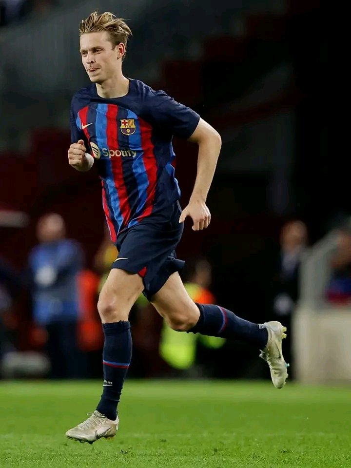 Each time I talk about him am always hit by that 'ding dong' 'ping pong'from the so called Cules.
Yesterday he came in and totally put on a show.  He needs respect and immense respect to be precise