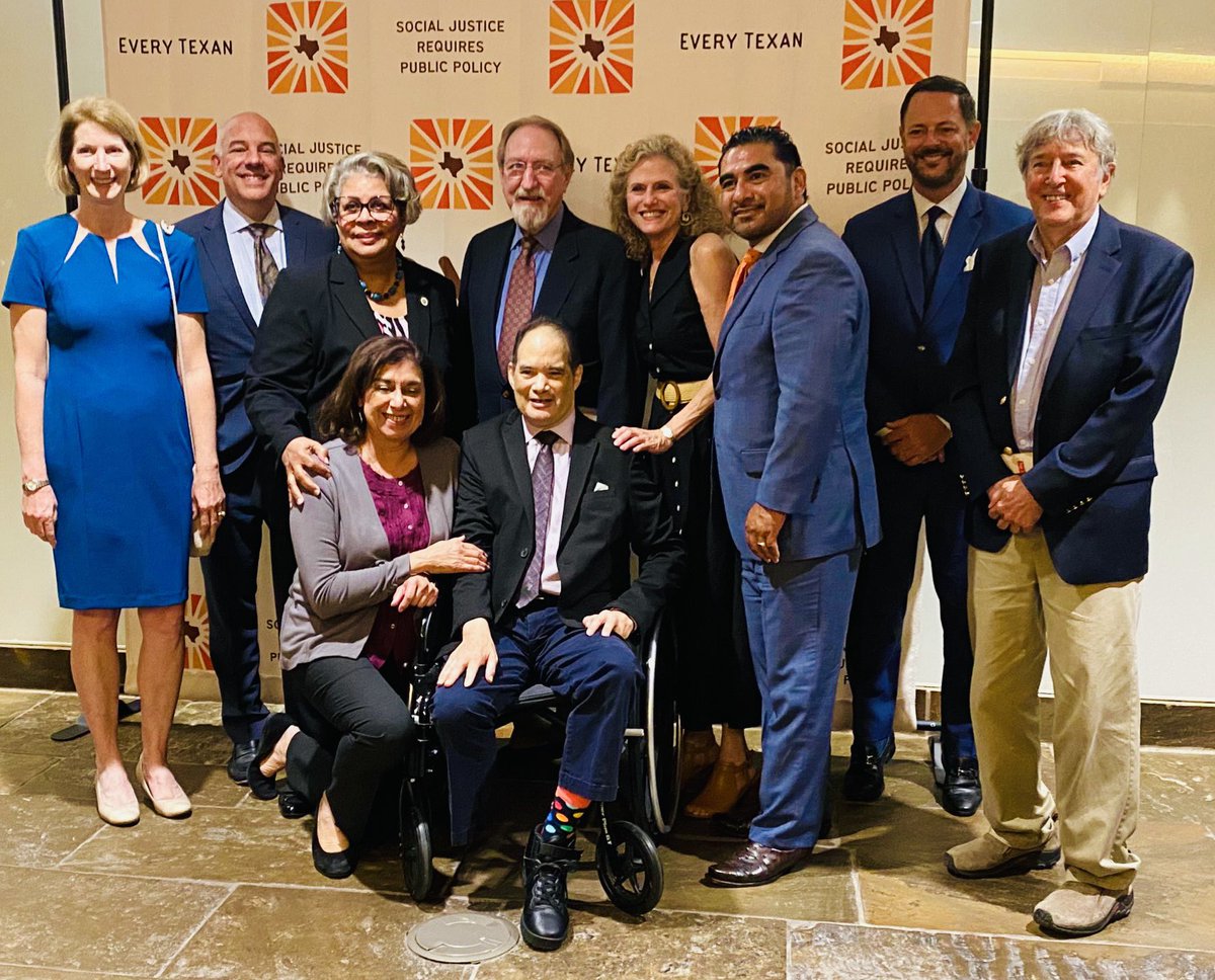 RafaelAnchia's tweet photo. Wonderful tribute by @MarisaBono @racunatx @EveryTxn to the profound #TXLege legacy of @GFColeman 

Was great to be w current &amp; former colleagues to celebrate our friend. #LaBoo #TeamGarnet https://t.co/P51v39B2kn