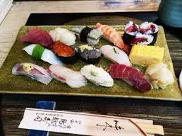 nmpw2022's tweet photo. まだ会ったことないけど明日はMs.MAYUのバースデーパーティ✨

素晴らしい才能の彼女に会うことを楽しみにして、日本を観光してからライブします🎸

Me emociona mucho. https://t.co/RK2GBE7FSt