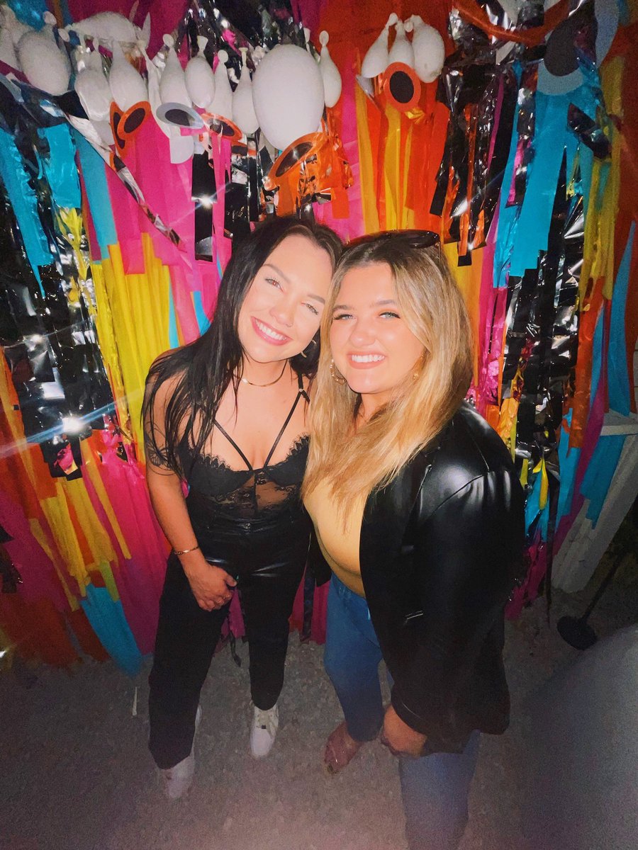 kourtneyyrose's tweet photo. Can we celebrate the besties everyday https://t.co/fggApGi9oU