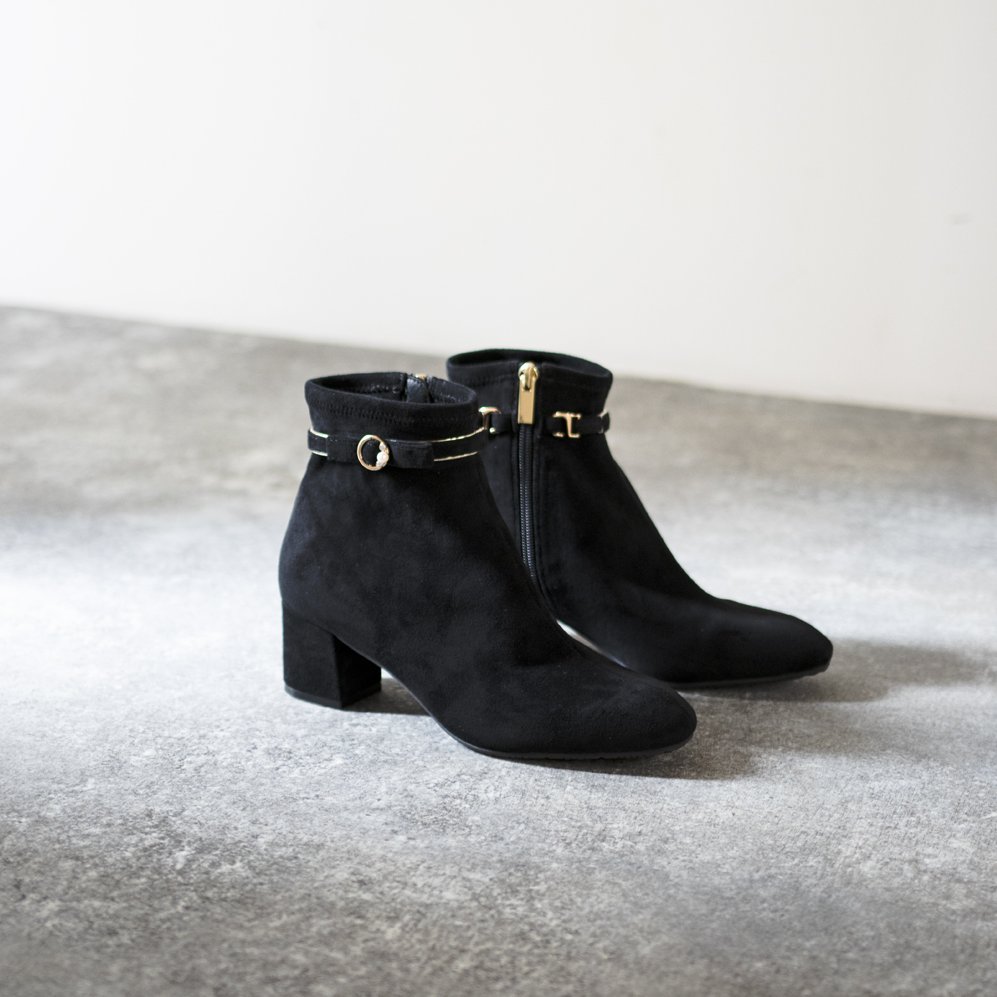 新品未使用！ダズリン♡サークルストレッチブーツ黒 