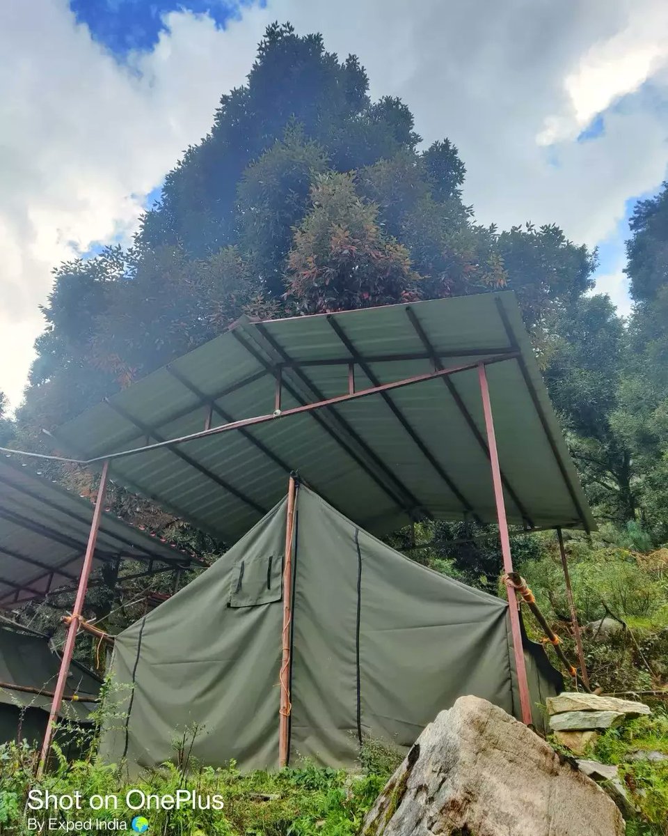 EXPEDINDIA's tweet photo. Comfortable Stay ..
#swisscamps

📍 Basecamp Sankri 
#expedindia #teamexpedindia #trektouristadventures #trektouristadventuresteam #trektouristadventuresfamily #sankri #kedarkanthawintertrek #basecampsankri #kedarkantha #tourism #explore https://t.co/w4rn3etaSW