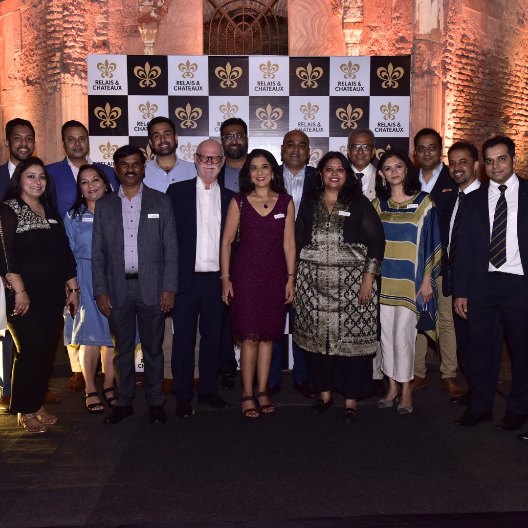 Resplendentcy's tweet photo. Our Director Sales and Marketing, Chamindra Goonewardene represented our resorts and Sri Lanka at a Relais &amp; Châteaux event, held last weekend. Moments and opportunities like these are great ways to reconnect, promote and share our love for travel and tourism. 

#RelaisChateaux https://t.co/QHWArjnRtN