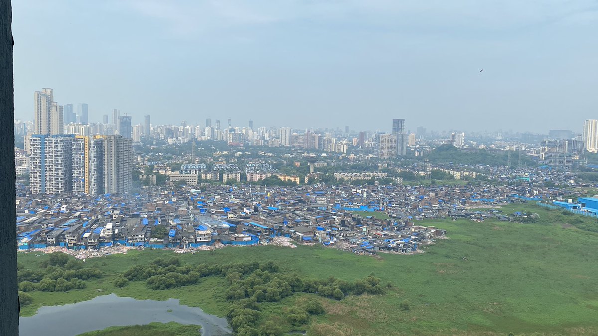 keyually's tweet photo. @BhaktiPark37 @mpcb_official @CPCB_OFFICIAL @mybmc @MumbaiPolice 15 years ago it was like we had a lake in front of us. Not a hitment in sight. Today the reality is this….. https://t.co/oYRAG4To9K