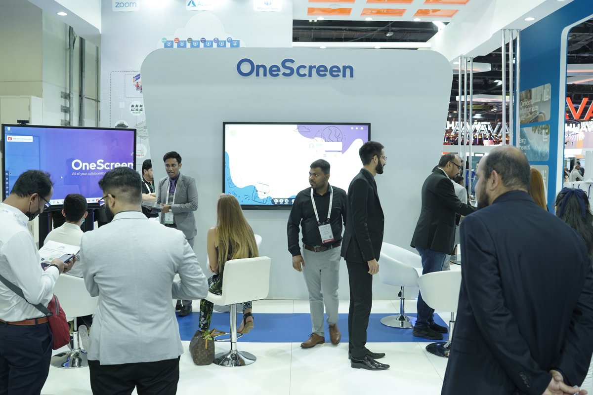 DvcomTechnology's tweet photo. OneScreen Team at GITEX GLOBAL 2022!

Visit DVCOM Technology at GITEX GLOBAL today and participate in our Lucky Draw!

📍 Booth Z2-A1, Zabeel Hall 2, DWTC, Dubai
🎁 Lucky Draw 55" Interactive Display | UVC20 Webcam and more

#engagement #technology #dvcom #dubai

@OneScreen_MEA https://t.co/GBfwVJxo1a