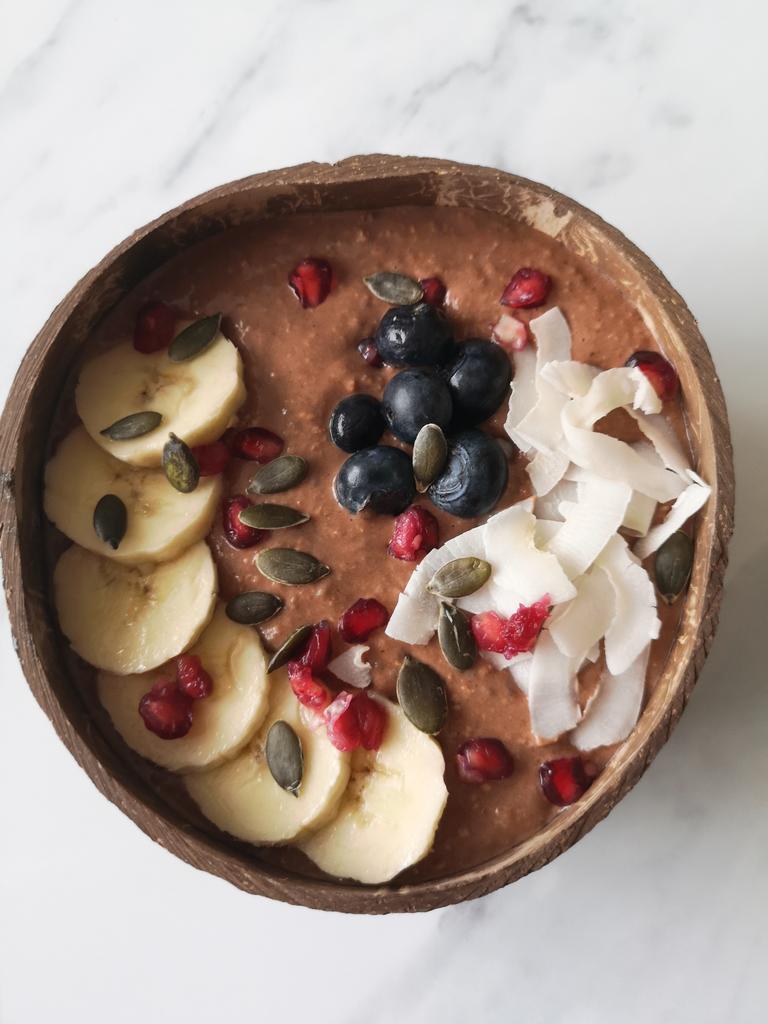 nutrisnapper's tweet photo. Nutrisnappers ๐ฅChocolate Smoothie๐ฅ. Superfast to make full of flavour and a perfect breakfast to kick start your day โฅ๏ธ.โฌ๏ธโฌ๏ธโฌ๏ธ
Join our journey @nutrisnappers #support #beauty #vegansofinstagram #delicious #keepitplantbased #kidfoodblogger #kidfoodie #southamptonfood #newyou https://t.co/LLl2irs3k3