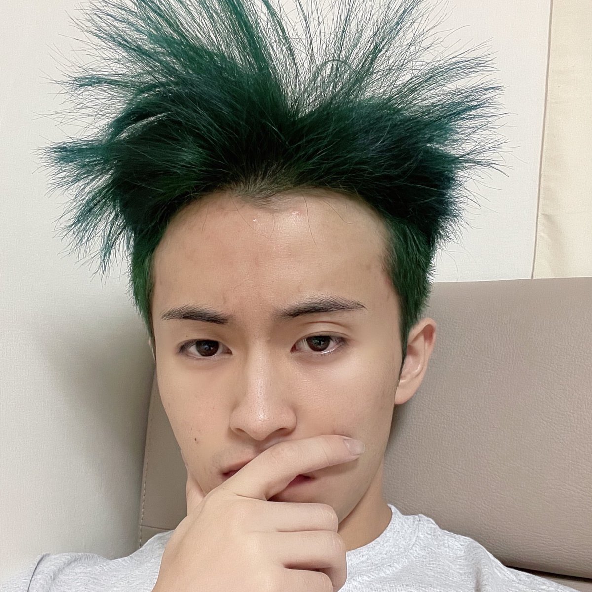 ポー tweet media