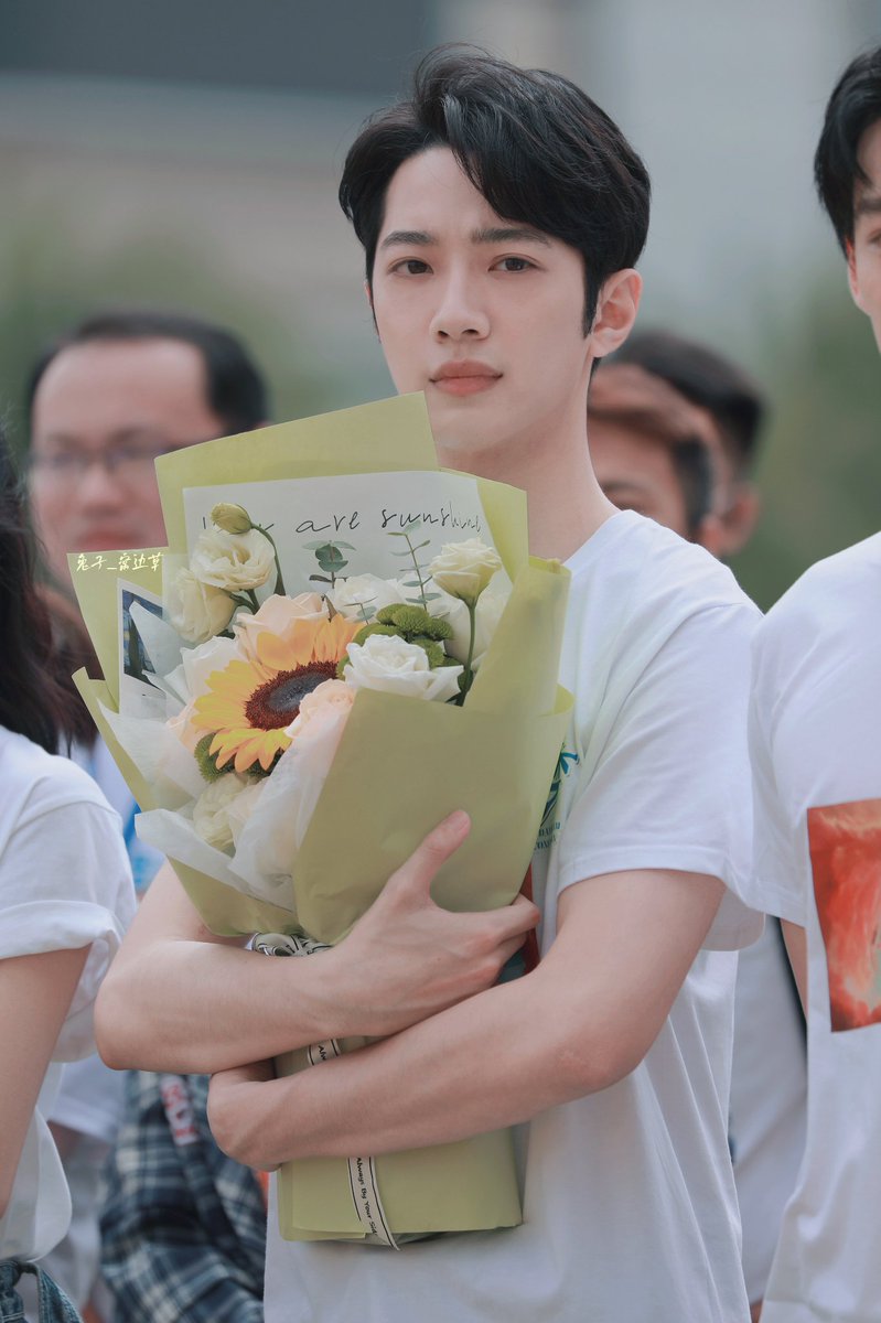 GL_follower's tweet photo. 221013 #LAIKUANLIN #라이관린 #赖冠霖 at today's opening ceremony of his new drama #白日梦告白书 #DaydreamConfession https://t.co/n060YQvHRo